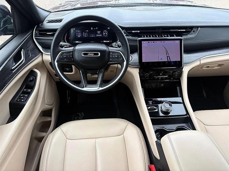 Jeep Grand Cherokee L Limited 4WD 2024