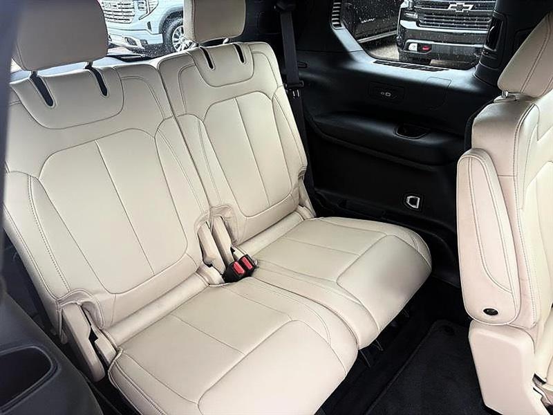 Jeep Grand Cherokee L Limited 4WD 2024