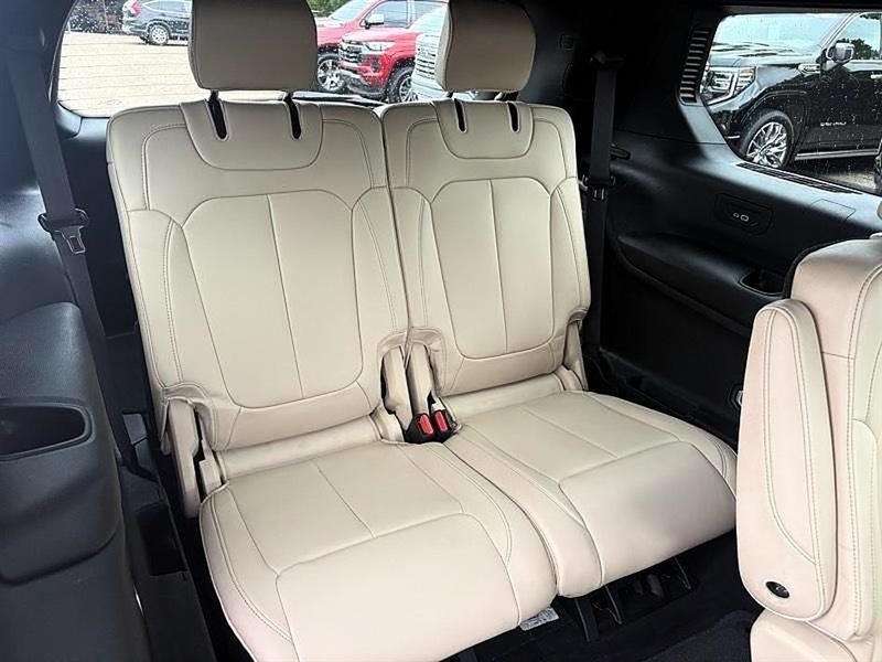 Jeep Grand Cherokee L Limited 4WD 2024