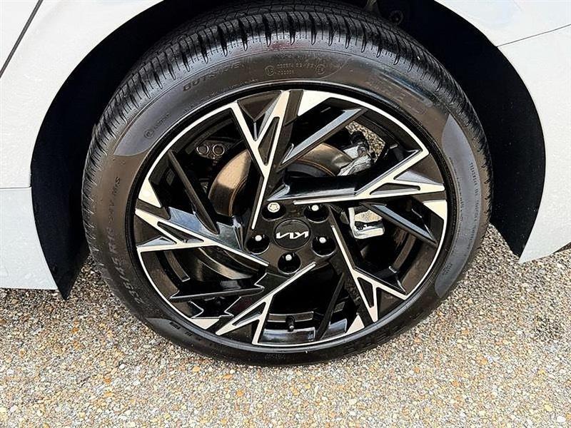 Kia K5  2026