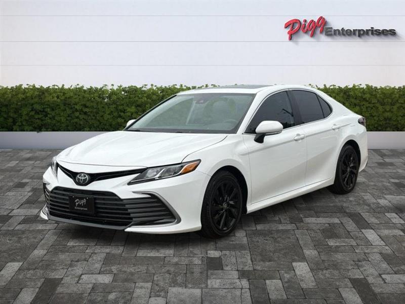 Toyota Camry LE 2024