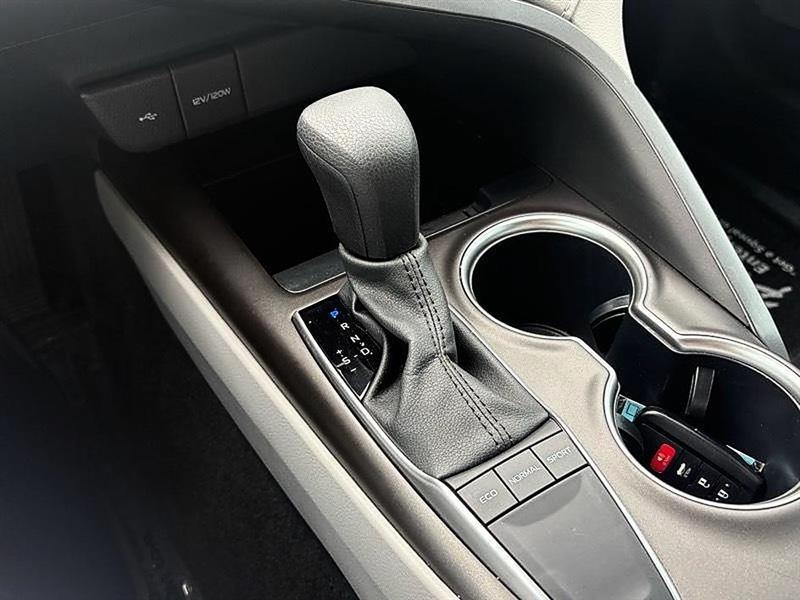 Toyota Camry LE 2024