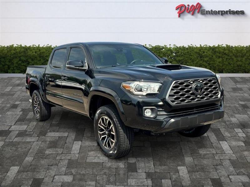 Toyota Tacoma  2021