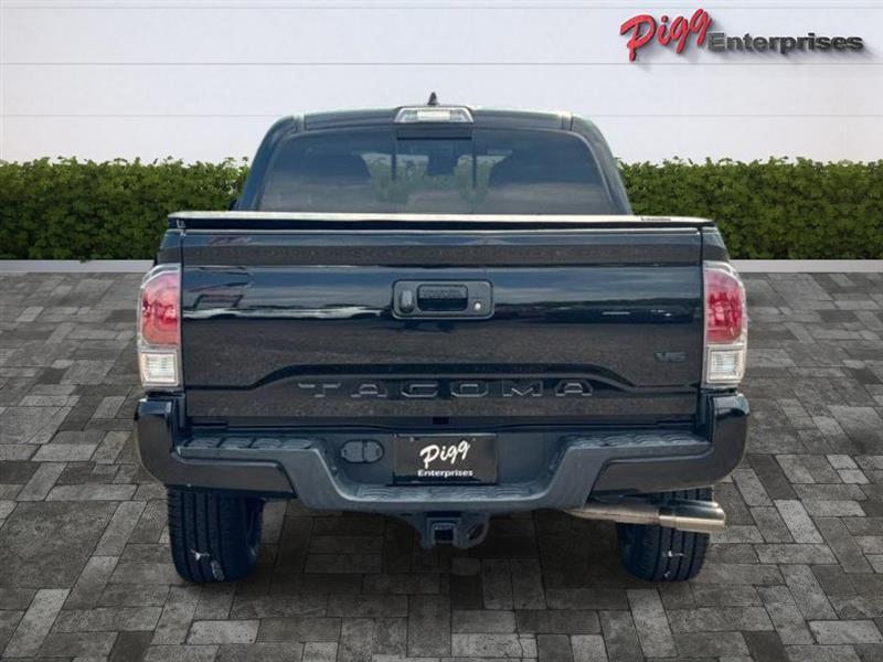 Toyota Tacoma  2021