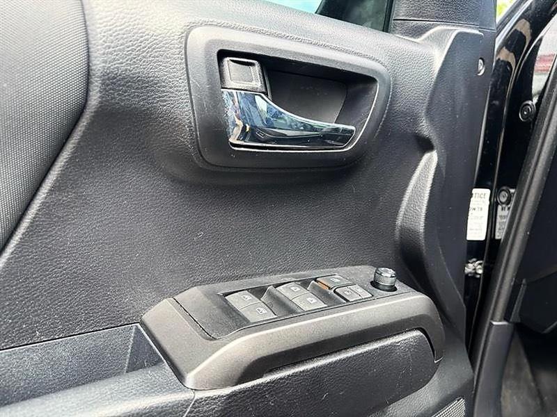Toyota Tacoma  2021