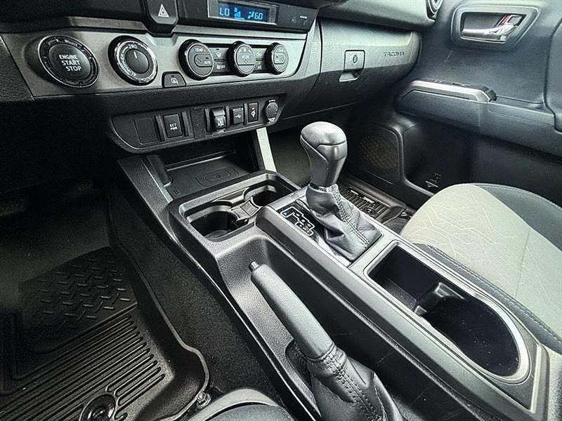Toyota Tacoma  2021