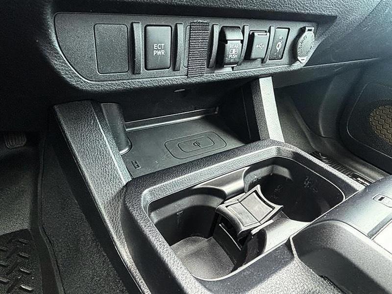 Toyota Tacoma  2021
