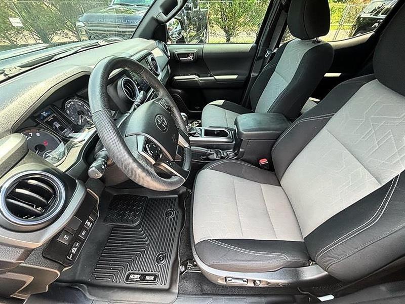 Toyota Tacoma  2021