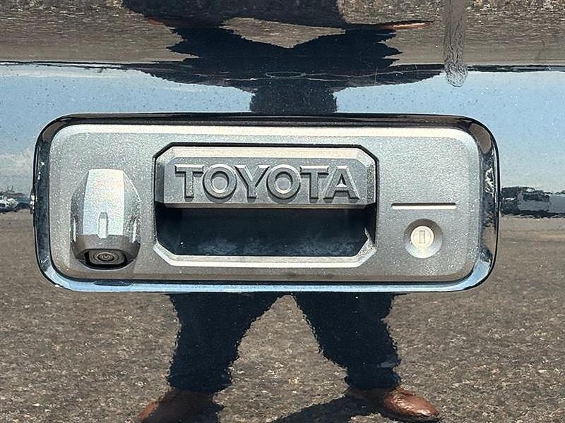 Toyota Tacoma  2021