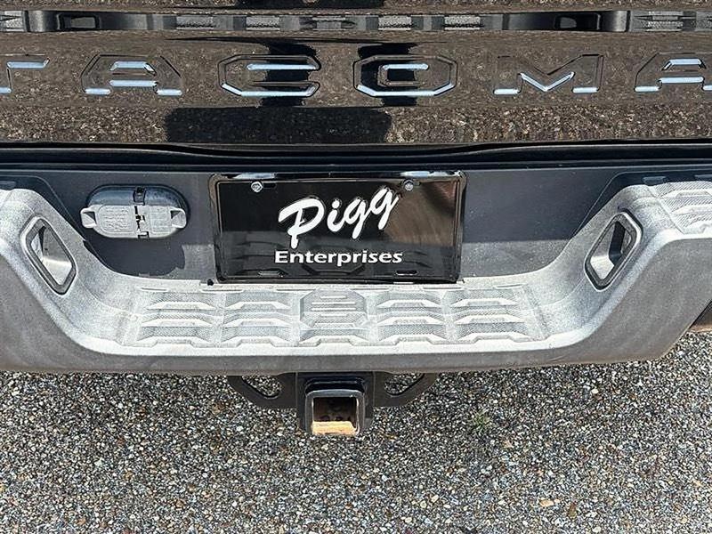 Toyota Tacoma  2021