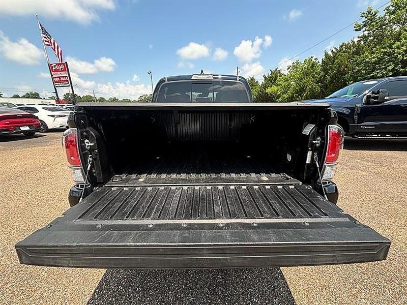 Toyota Tacoma  2021