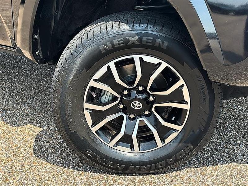 Toyota Tacoma  2021