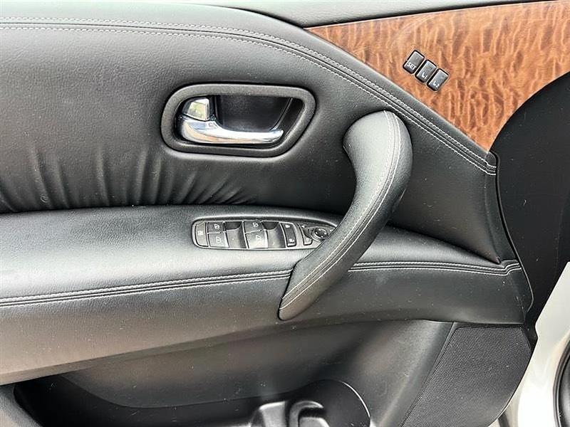 Nissan Armada  2019