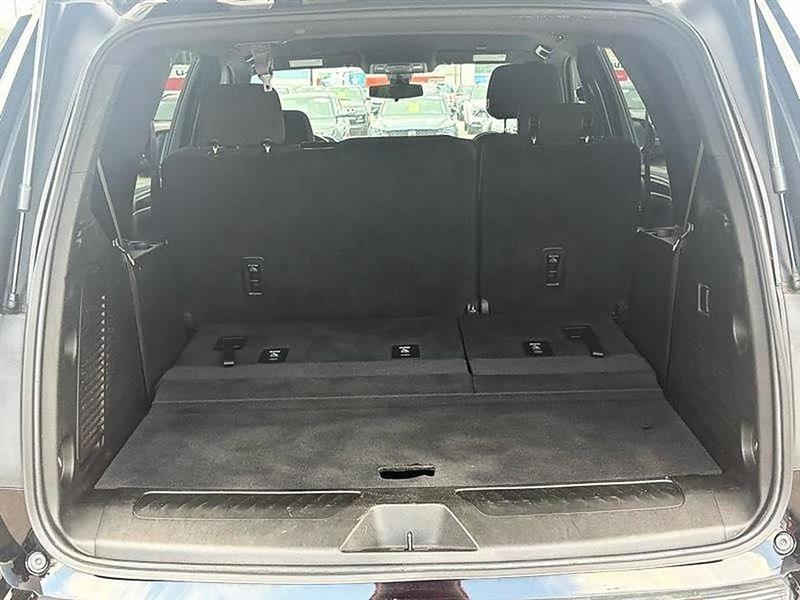Chevrolet Tahoe  2021