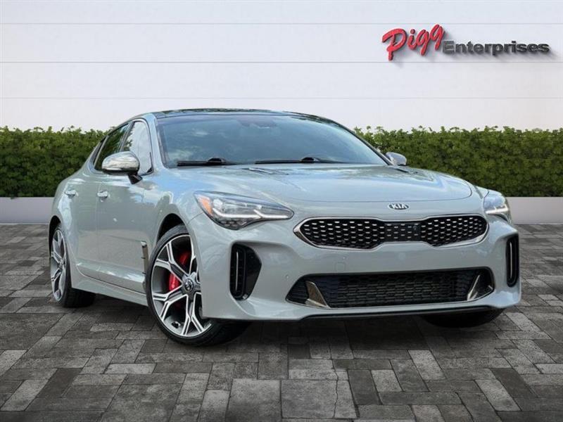 Kia Stinger  2021