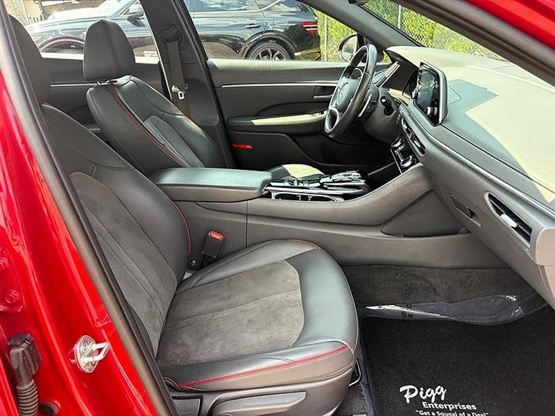 Hyundai Sonata  2021
