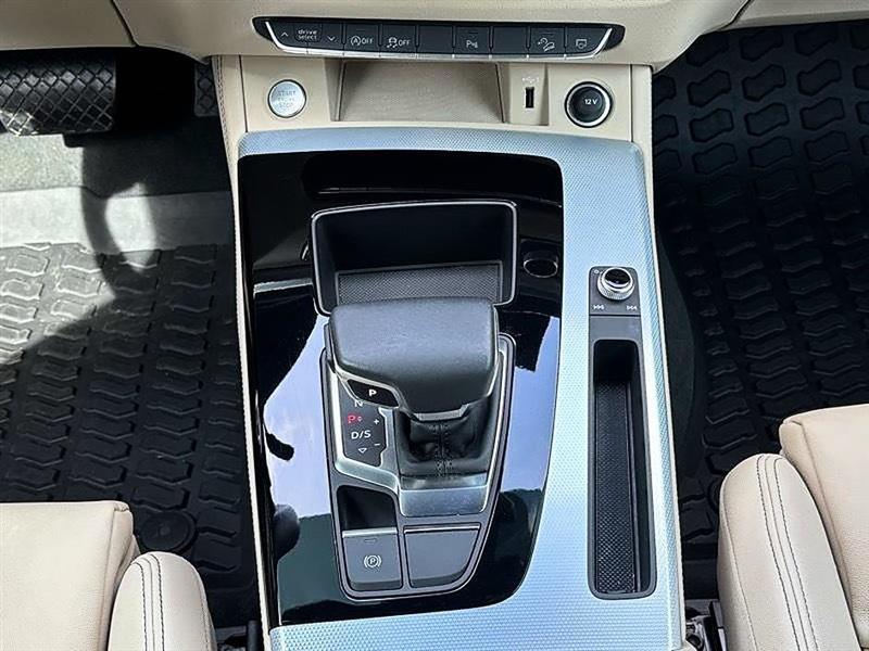 Audi Q5  2025
