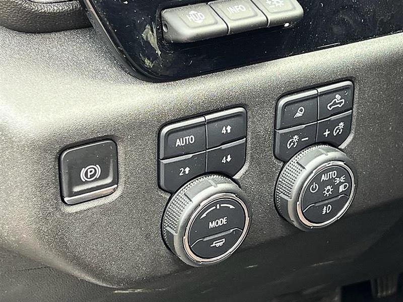 Chevrolet Silverado 1500  2024