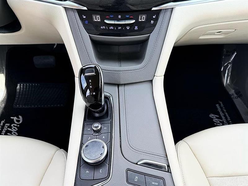 Cadillac XT6  2022