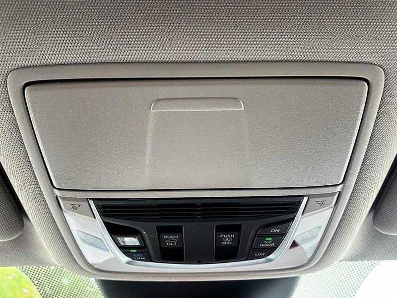 Acura MDX  2024
