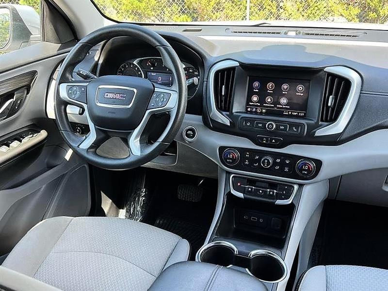 GMC Terrain  2022