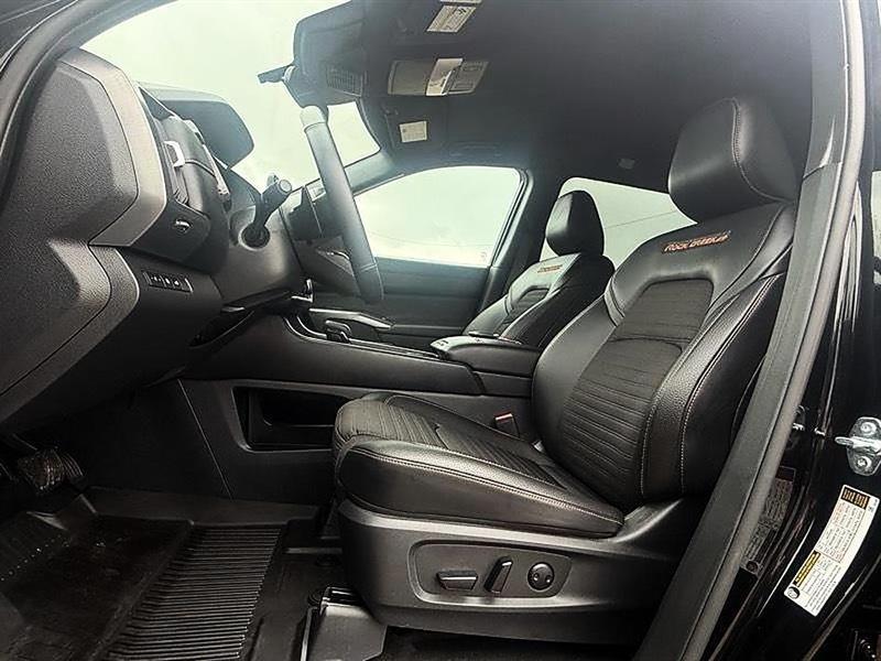 Nissan Pathfinder  2025