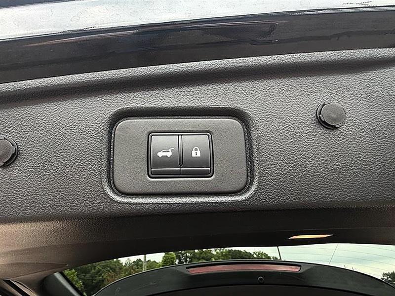Nissan Pathfinder  2025