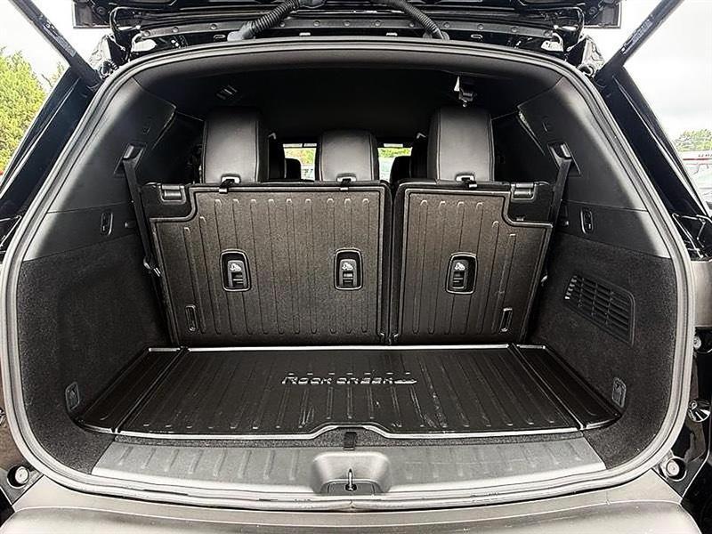 Nissan Pathfinder  2025