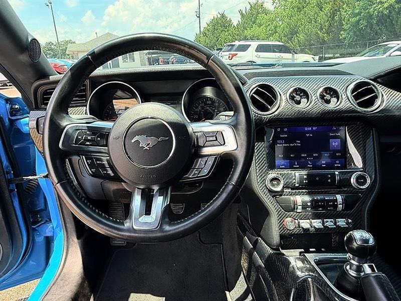 Ford Mustang  2022
