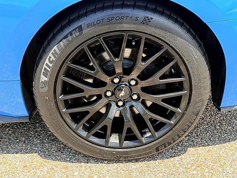 Ford Mustang  2022