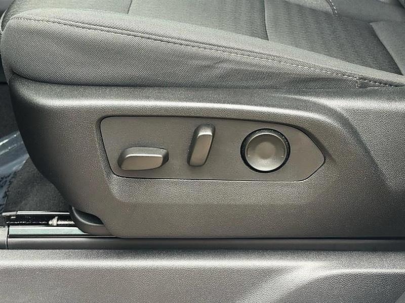 Chevrolet Silverado 1500  2025