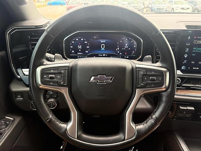 Chevrolet Silverado 1500  2025