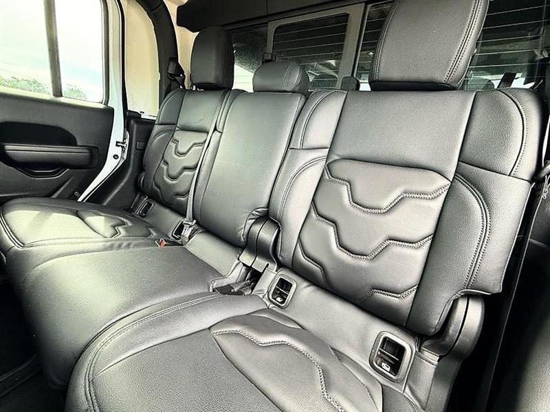 Jeep Gladiator  2021
