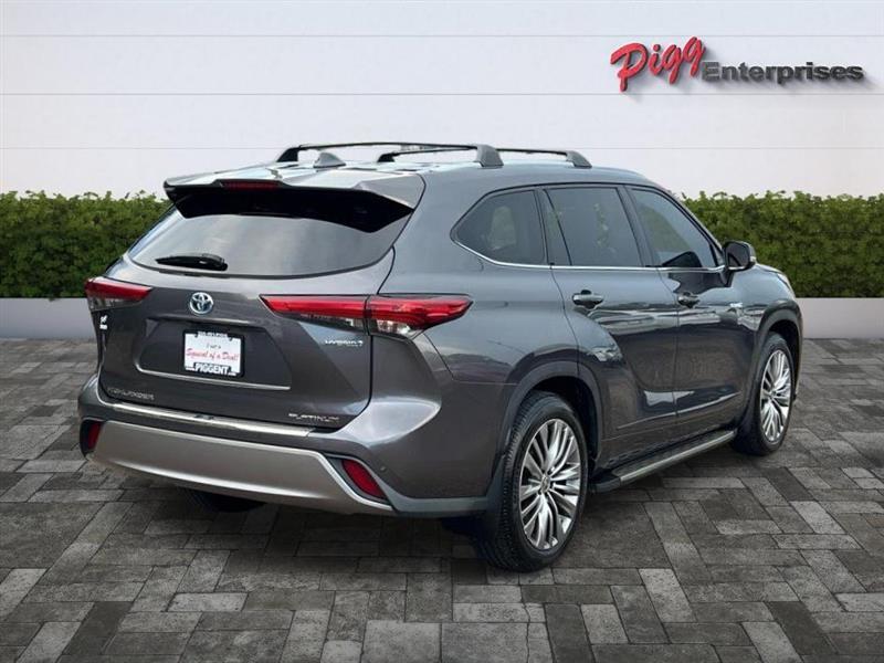 Toyota Highlander  2021