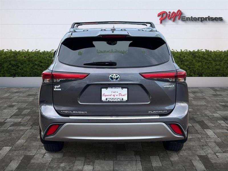 Toyota Highlander  2021