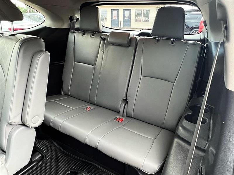 Toyota Highlander  2021