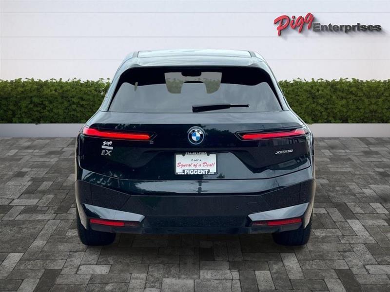 BMW iX  2025