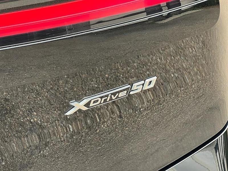 BMW iX  2025