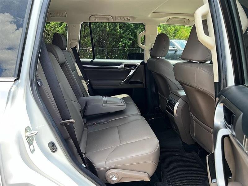 Lexus GX 460  2022