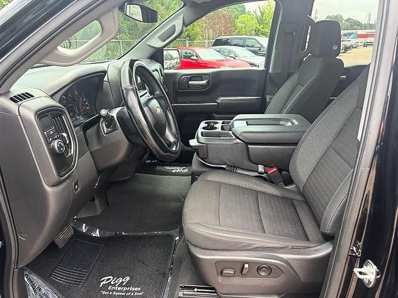 Chevrolet Silverado 1500  2025