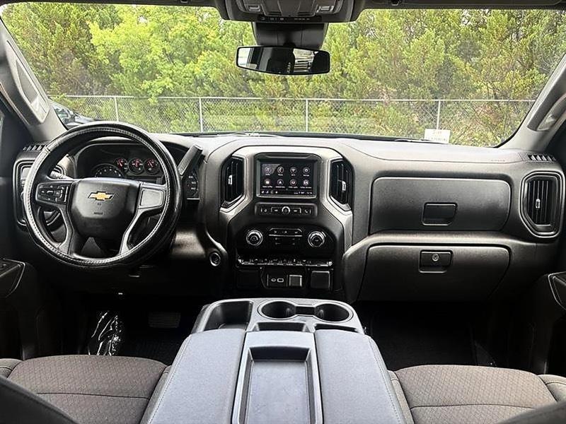 Chevrolet Silverado 1500  2025