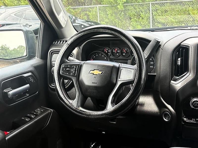 Chevrolet Silverado 1500  2025