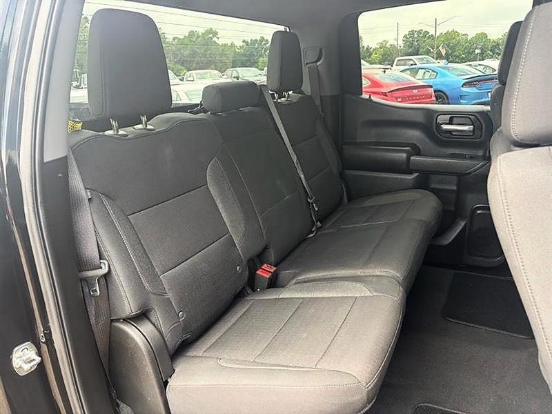Chevrolet Silverado 1500  2025