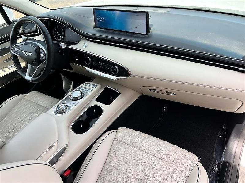 Genesis GV70  2025
