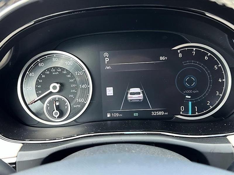 Genesis GV70  2025