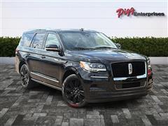 2022 Lincoln Navigator 