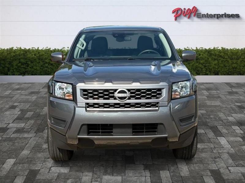 Nissan Frontier  2025