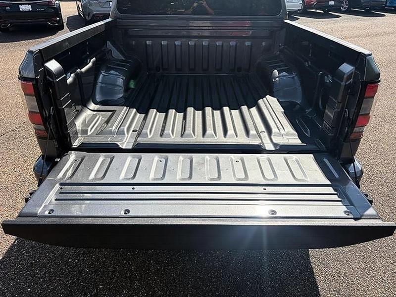Nissan Frontier  2025