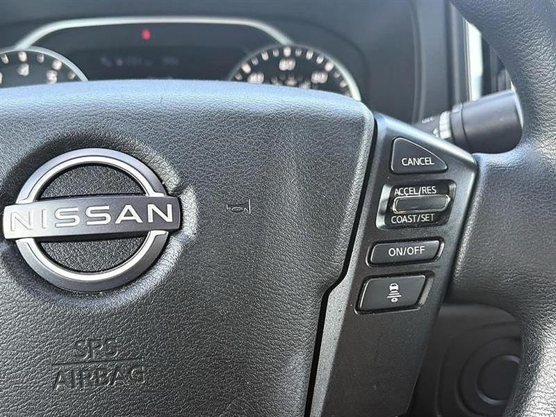 Nissan Frontier  2025