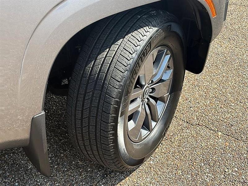 Nissan Frontier  2025